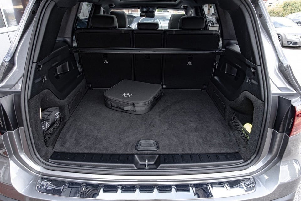 Mercedes EQB300 Progressive 4Matic 5d