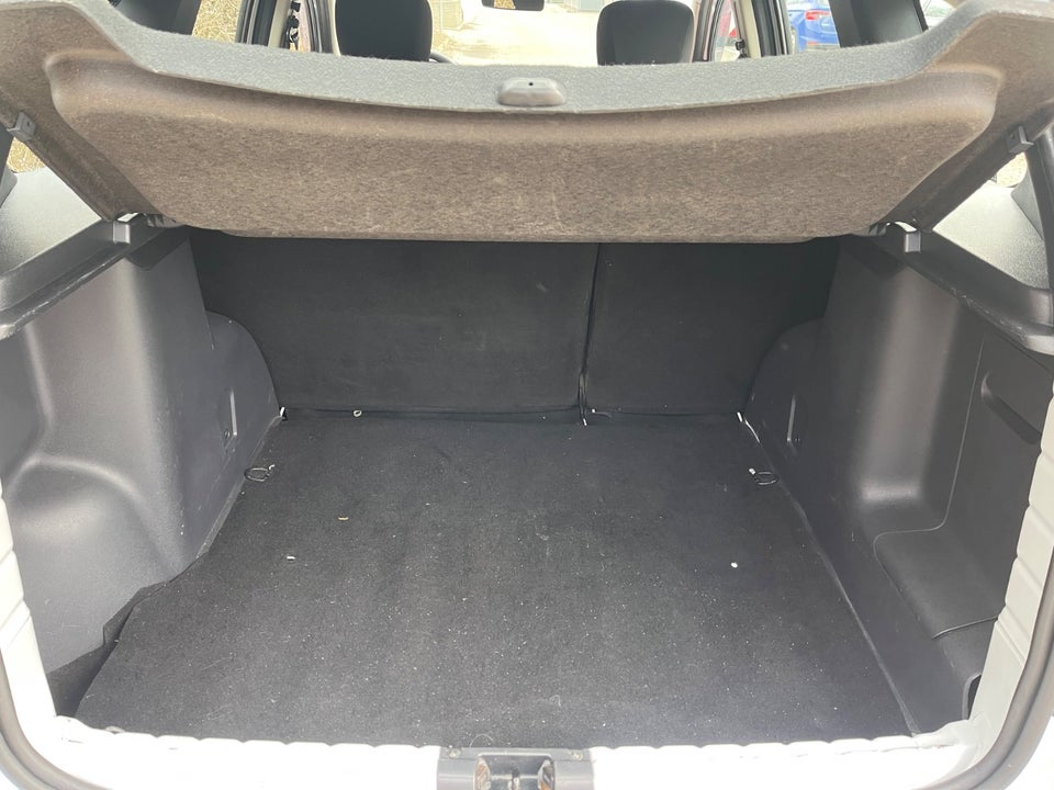 Dacia Duster 1,6 16V Family Edition 5d