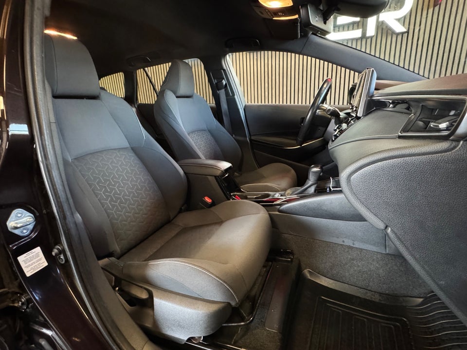 Toyota Corolla 1,8 Hybrid H3 Smart Touring Sports MDS 5d
