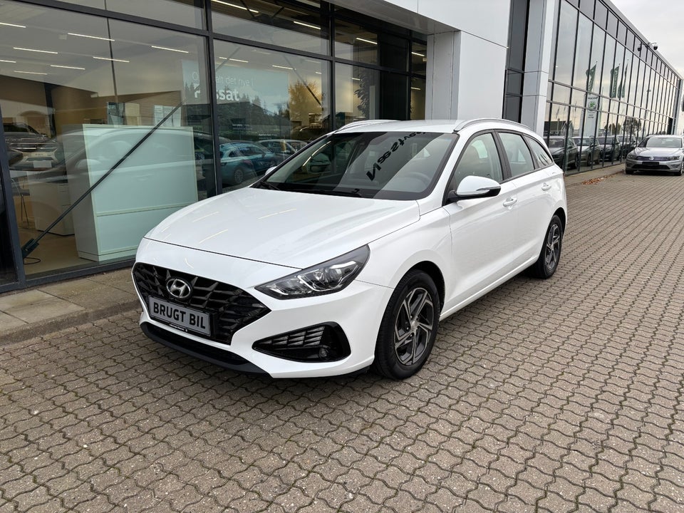 Hyundai i30 1,0 T-GDi Essential stc. DCT 5d