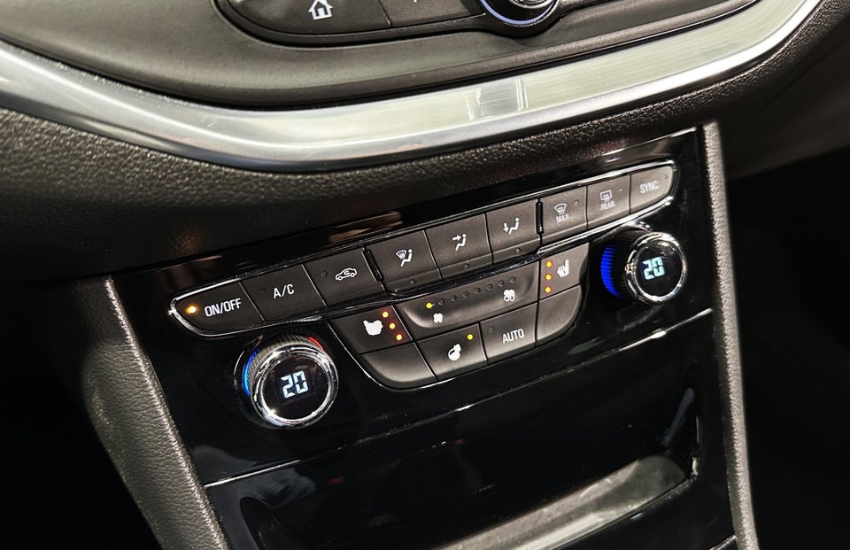 Opel Astra 1,4 T 150 Enjoy 5d