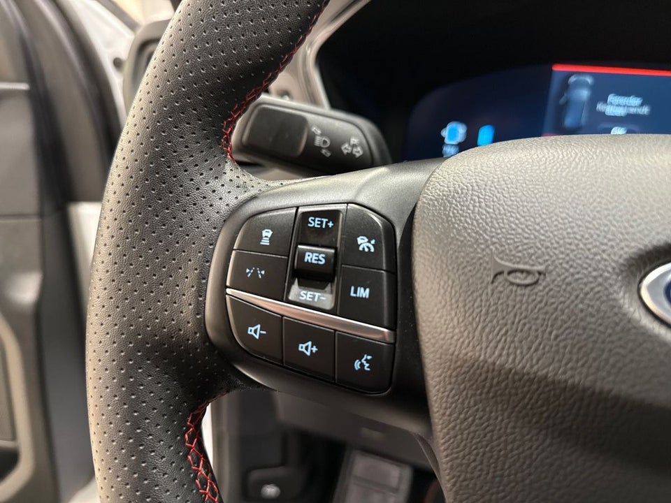 Ford Kuga 2,5 PHEV ST-Line X CVT 5d