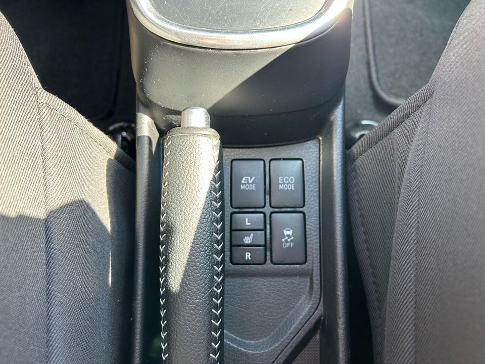 Toyota Yaris 1,5 Hybrid H3 Premium e-CVT 5d