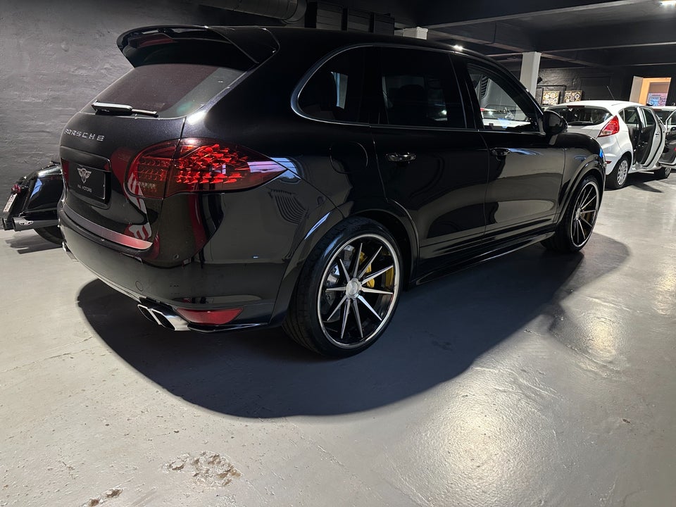 Porsche Cayenne Turbo 4,8 Tiptr. 5d