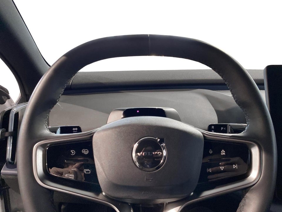 Volvo EX30 Extended Range Plus 5d