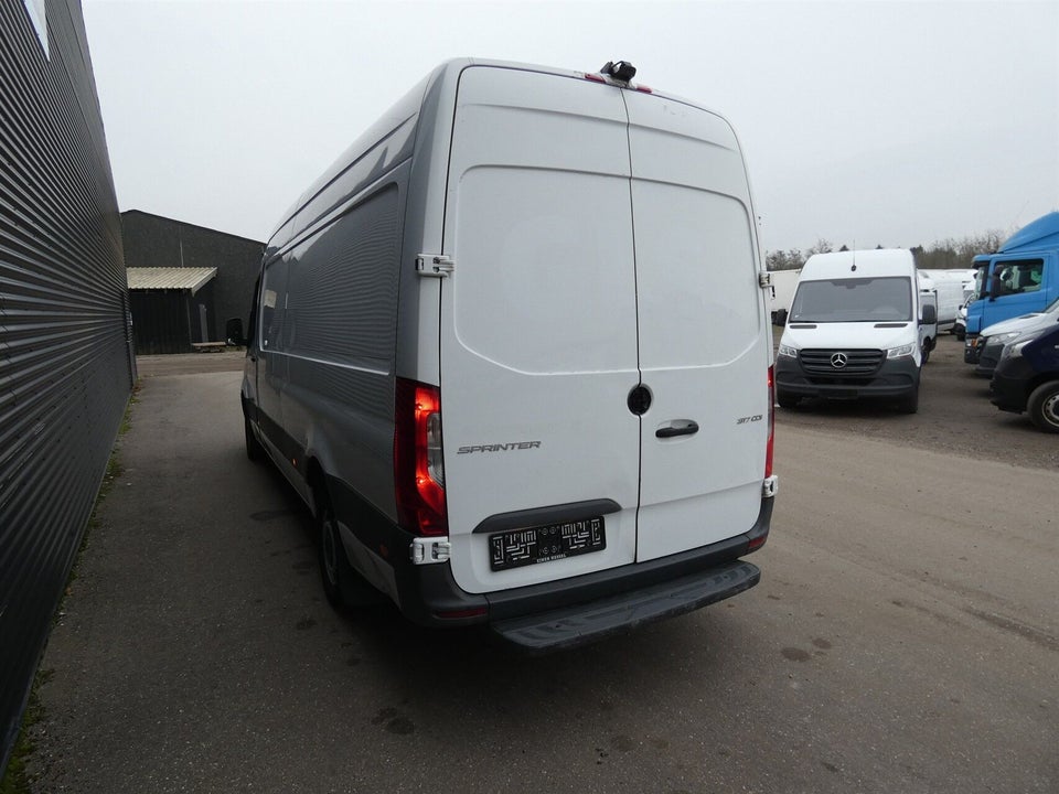 Mercedes Sprinter 317 2,0 CDi A3 Kassevogn aut. RWD