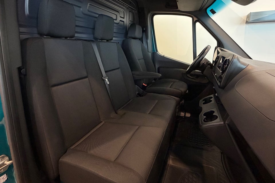 Mercedes Sprinter 317 2,0 CDi A2 Kassevogn aut. RWD