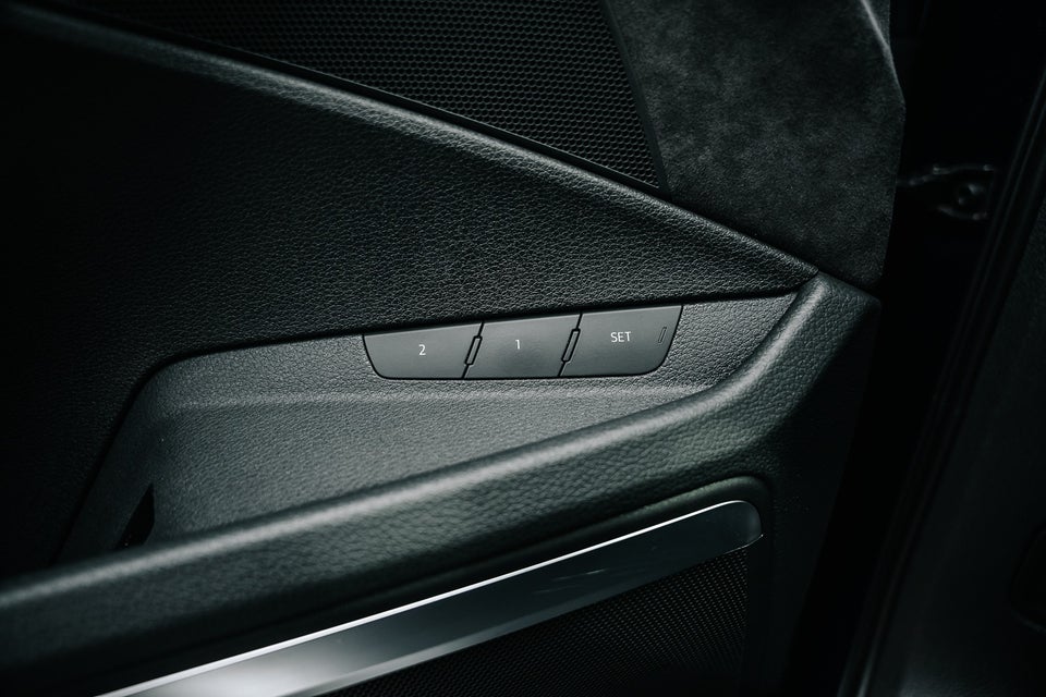 Audi e-tron 50 S-line quattro 5d