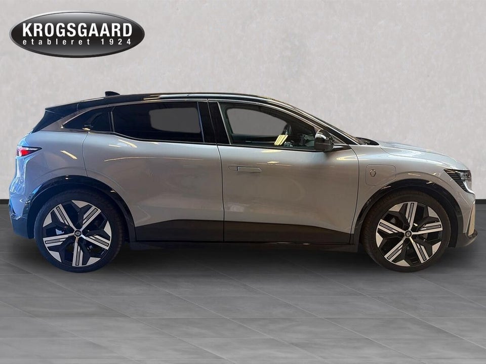 Renault Megane E-Tech 60 Iconic 5d