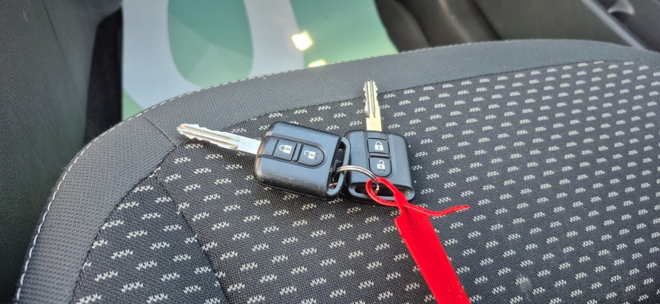 Nissan Qashqai 1,6 Tekna 5d