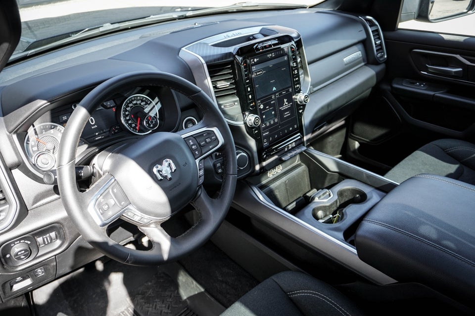 Dodge RAM 1500 3,0 Big Horn Night aut. 4d