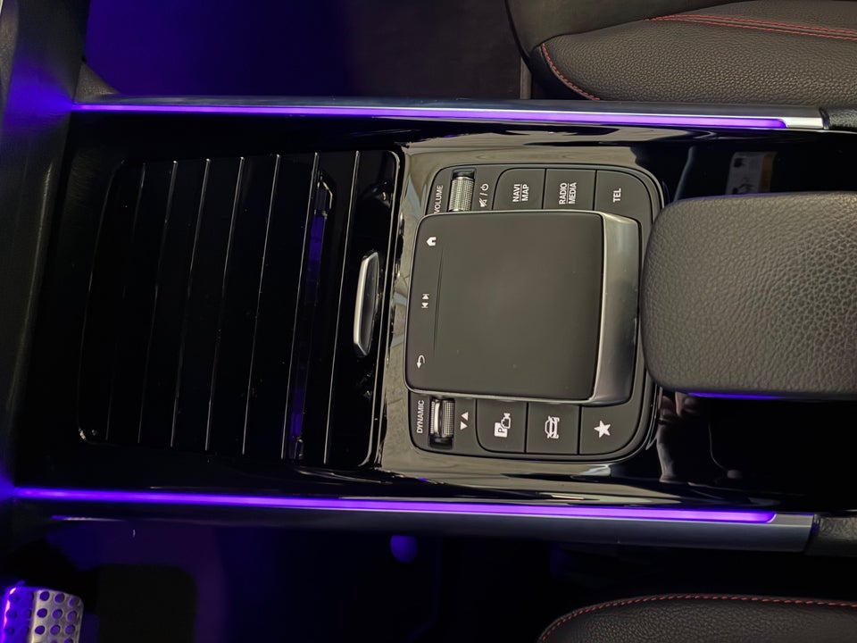 Mercedes EQA300 AMG Line 4Matic 5d