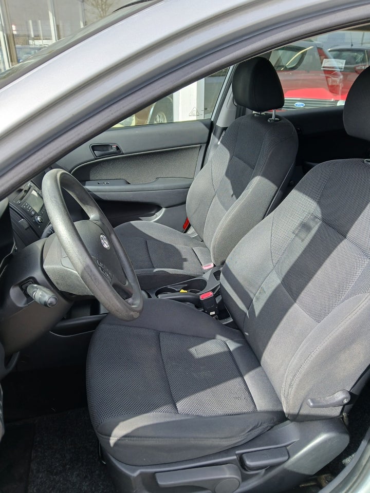 Hyundai i30 1,6 CRDi 90 Blue Drive CW 5d