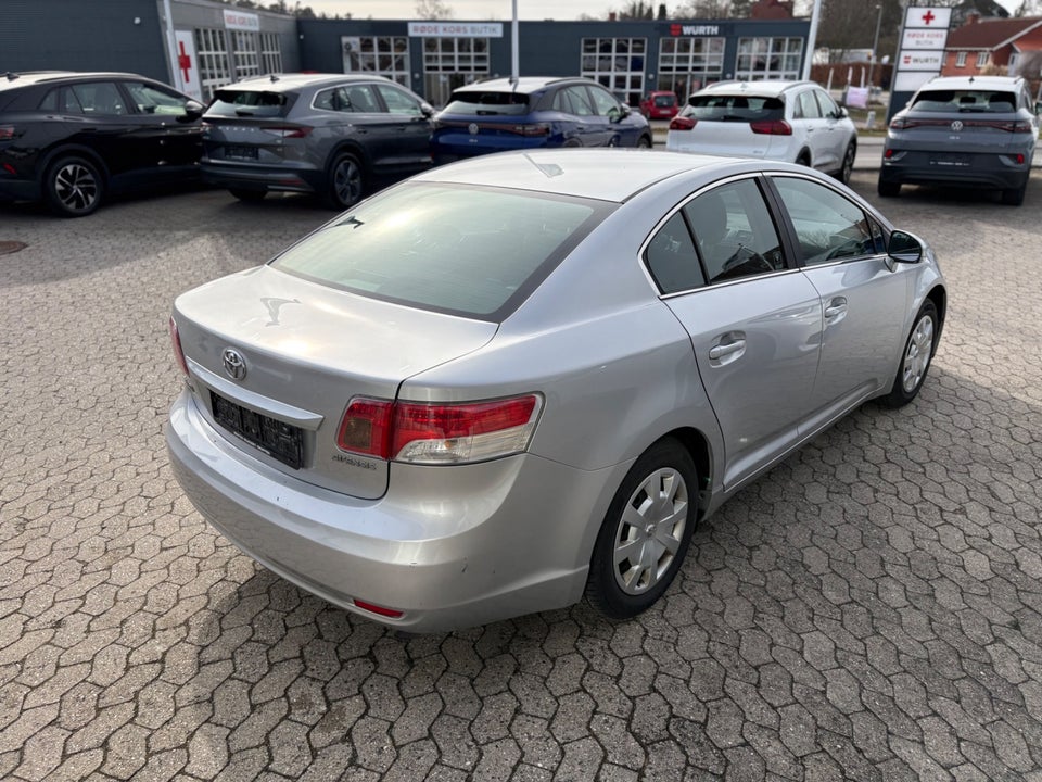 Toyota Avensis 1,6 VVT-i T1 4d