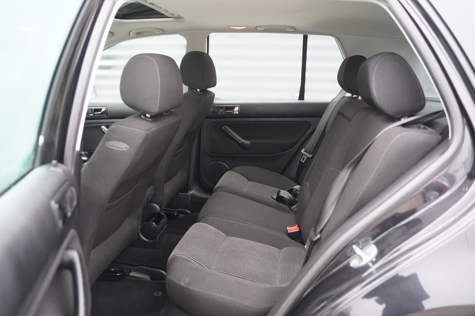 VW Golf IV 2,0 Comfortline 5d