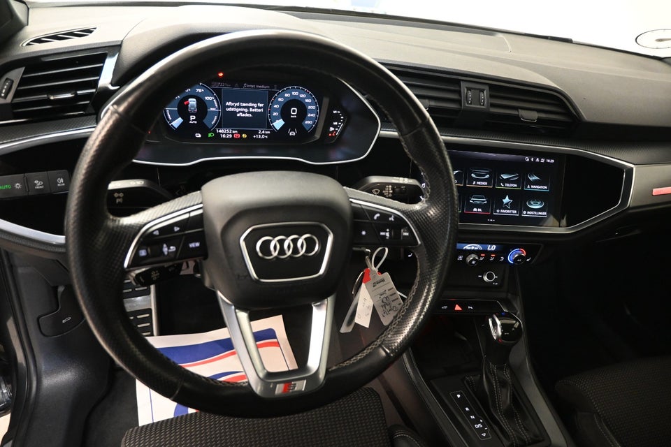 Audi Q3 45 TFSi e S-line plus S-tr. 5d