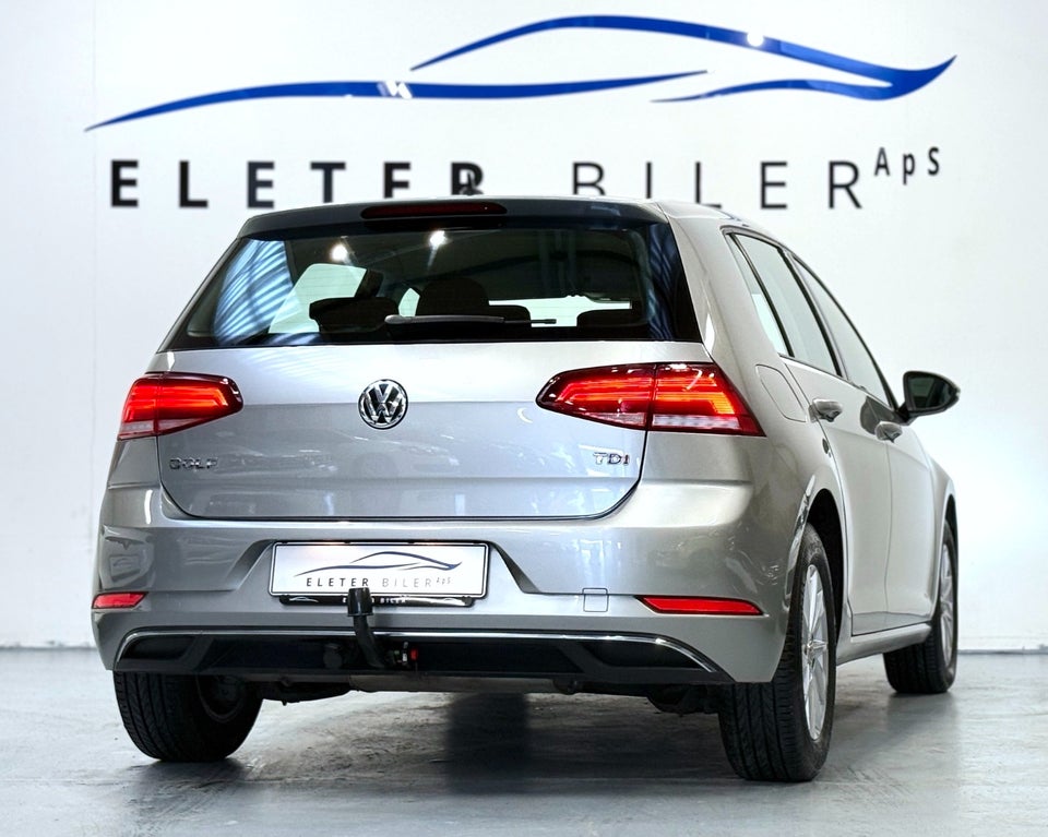 VW Golf VII 1,6 TDi 115 Comfortline 5d