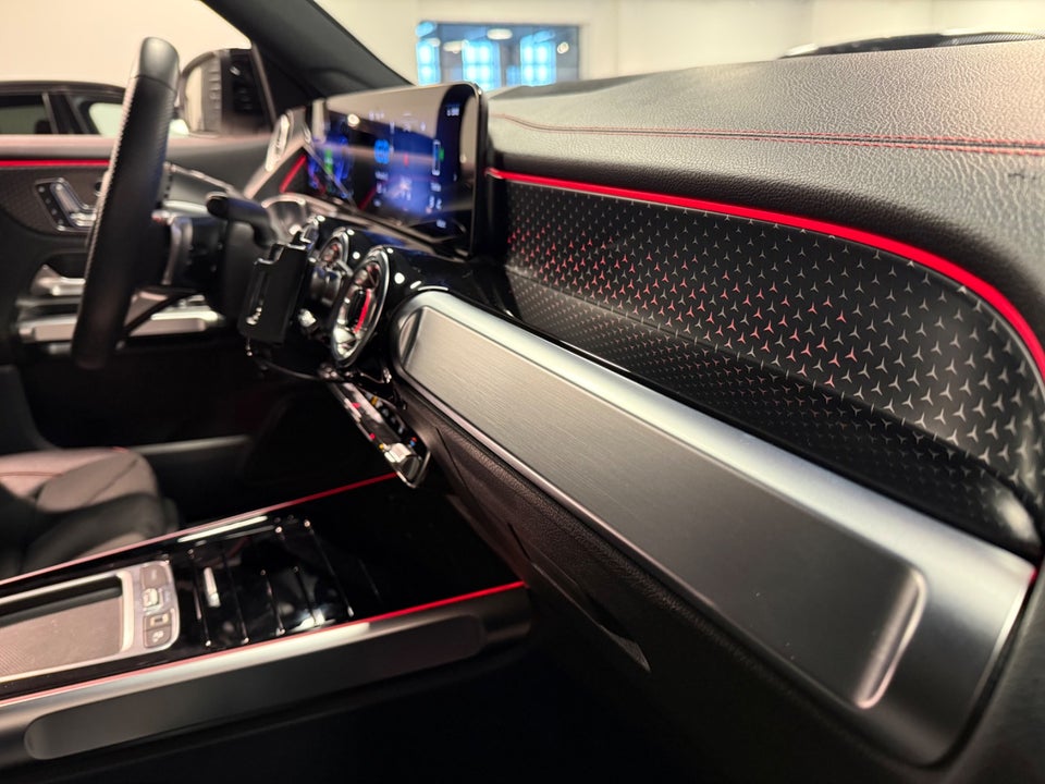 Mercedes EQB350 AMG Edition 4Matic Van 5d