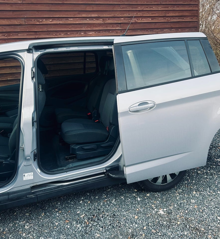 Ford Grand C-MAX 1,6 TDCi 115 Trend 5d