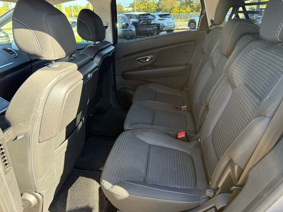 Renault Scenic IV 1,3 TCe 140 Zen EDC 5d
