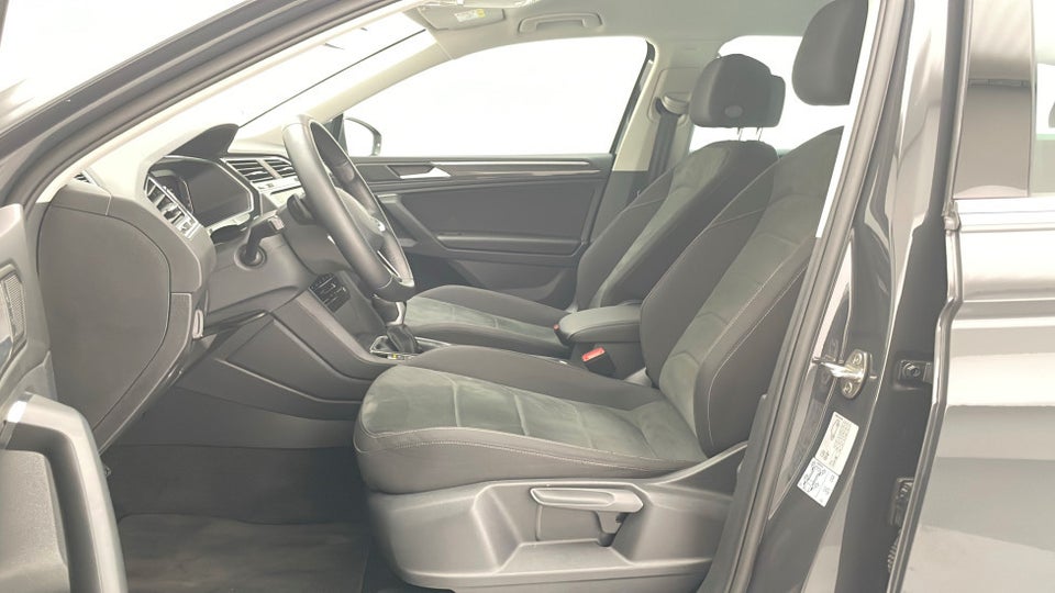 VW Tiguan 1,4 eHybrid Elegance DSG 5d
