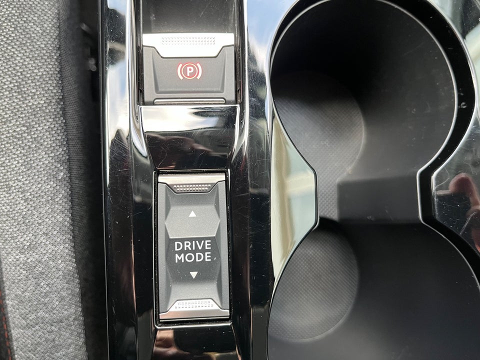 Peugeot e-2008 50 Active 5d