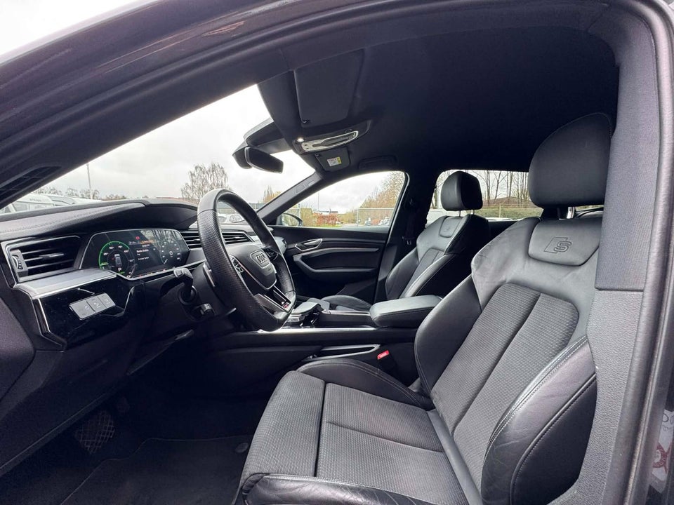 Audi e-tron 55 S-line quattro 5d