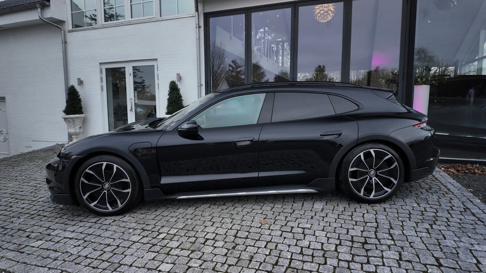 Porsche Taycan 4 Performance+ Cross Turismo 5d