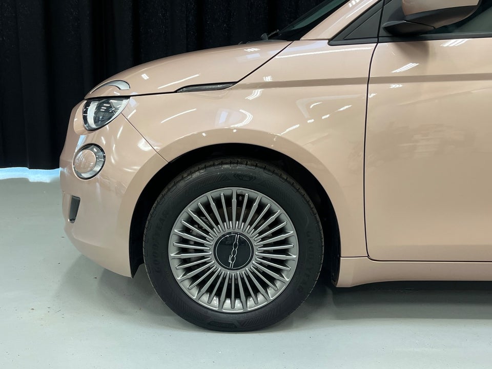 Fiat 500e 42 Icon 3d