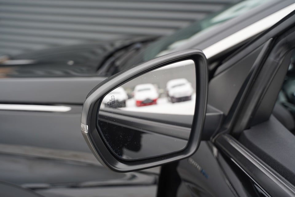 Peugeot 3008 1,6 Hybrid Allure Pack EAT8 5d
