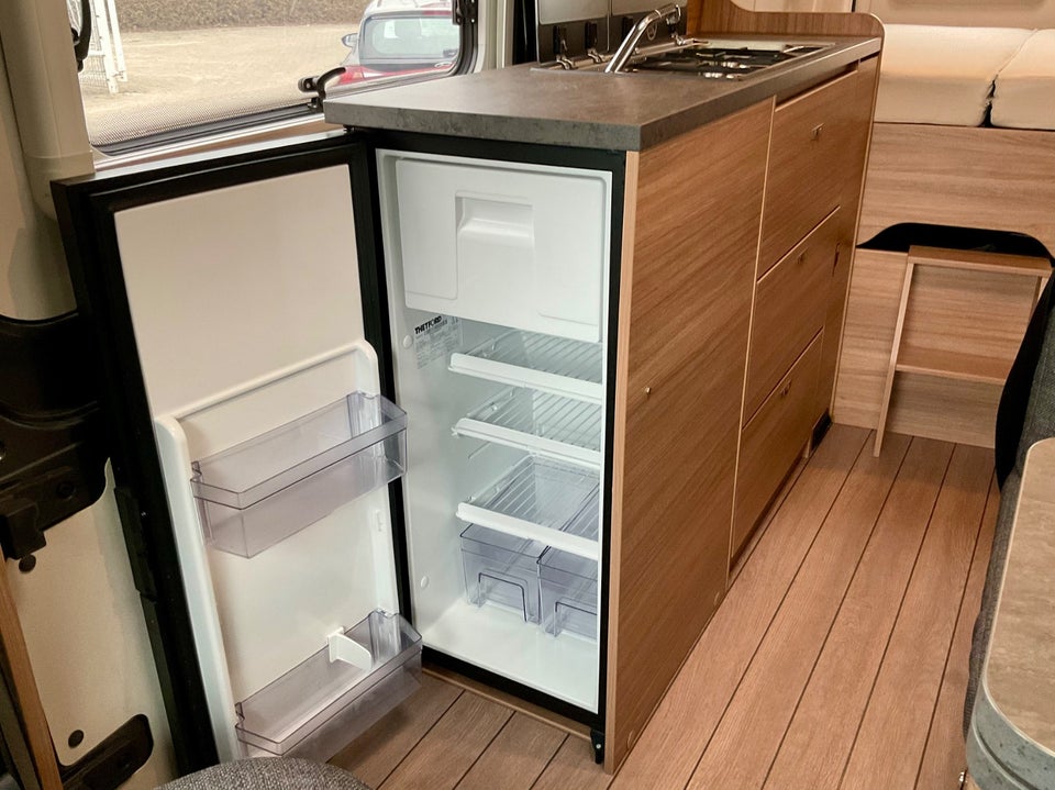 Ford Weinsberg 2,0 CaraBus 600MQ aut. 3d