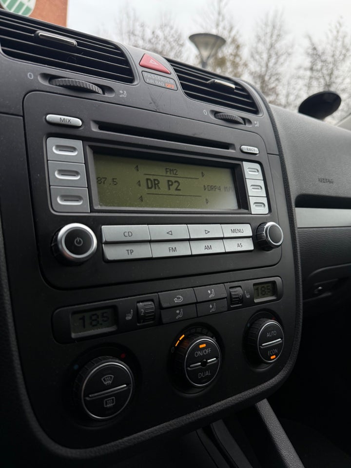 VW Golf IV 1,6 Comfortline Variant 5d