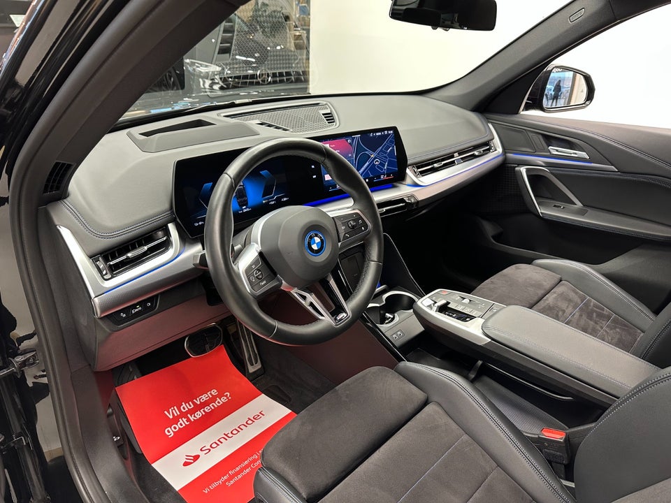 BMW iX1 eDrive20 M-Sport Pro 5d
