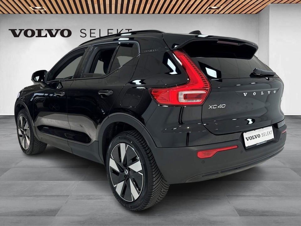 Volvo XC40 ReCharge Extended Range Plus 5d