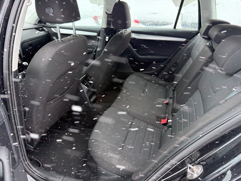 Skoda Octavia 1,4 TSi 140 Ambition Combi 5d