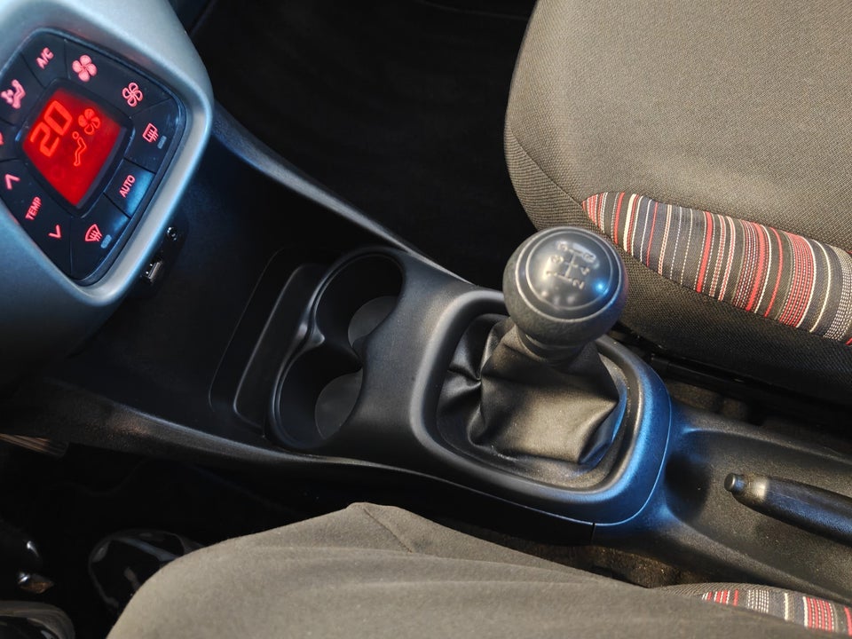 Citroën C1 1,2 PureTech Feel 5d