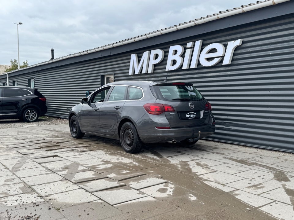 Opel Astra 1,4 T 140 Sport Sports Tourer 5d