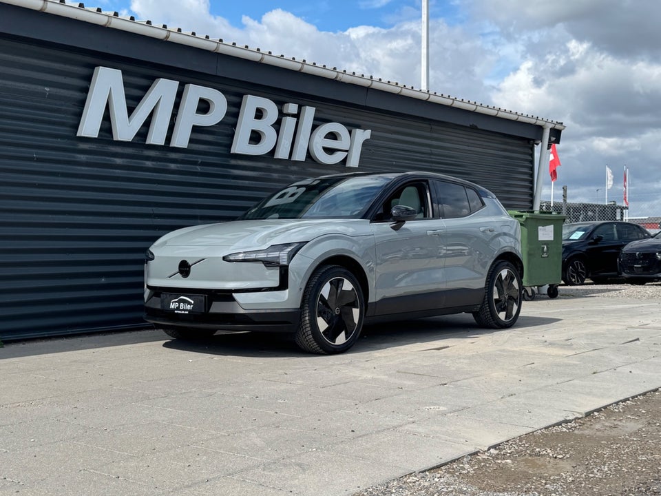 Volvo EX30 Extended Range Ultra 5d