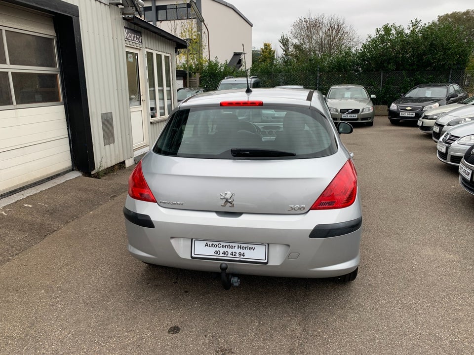 Peugeot 308 1,4 VTi Comfort 5d