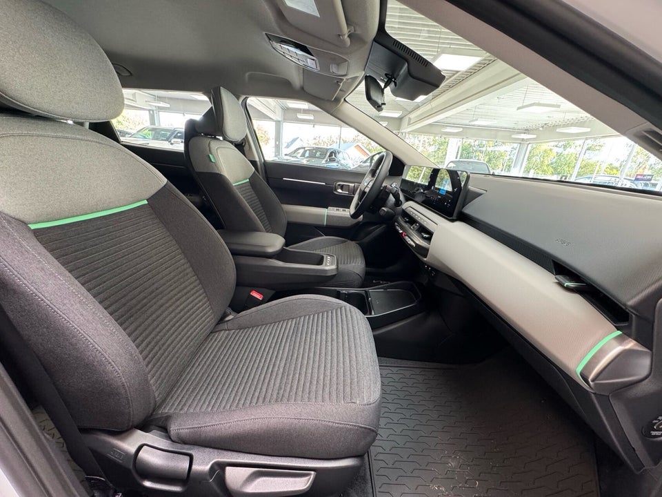 Kia EV4 58 Standard Range Access 5d