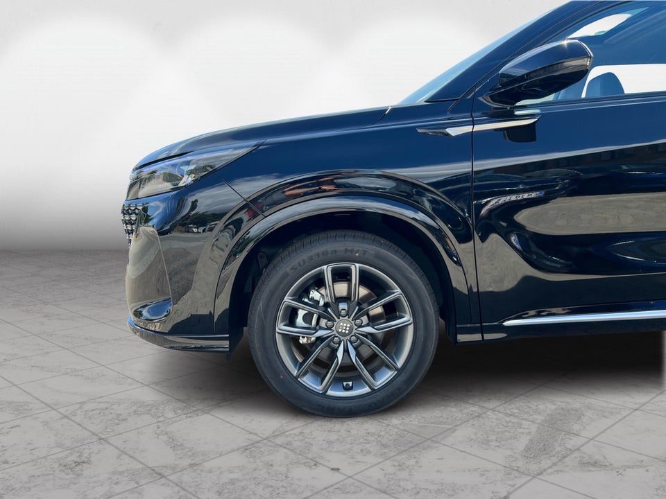 Navor E5 1,5 PHEV Rock 5d