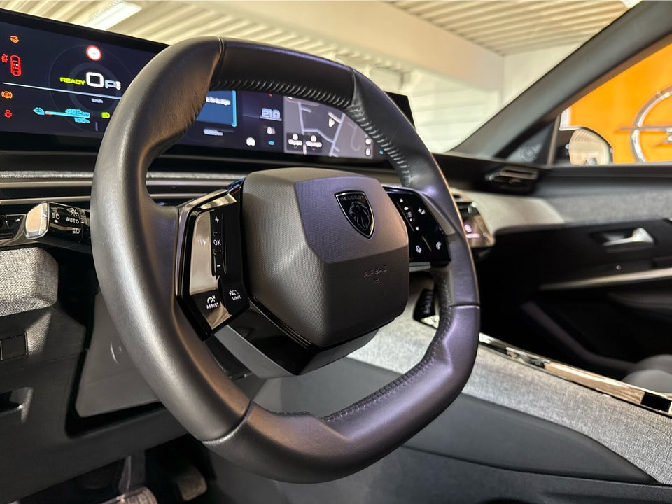 Peugeot e-3008 77 Allure 5d