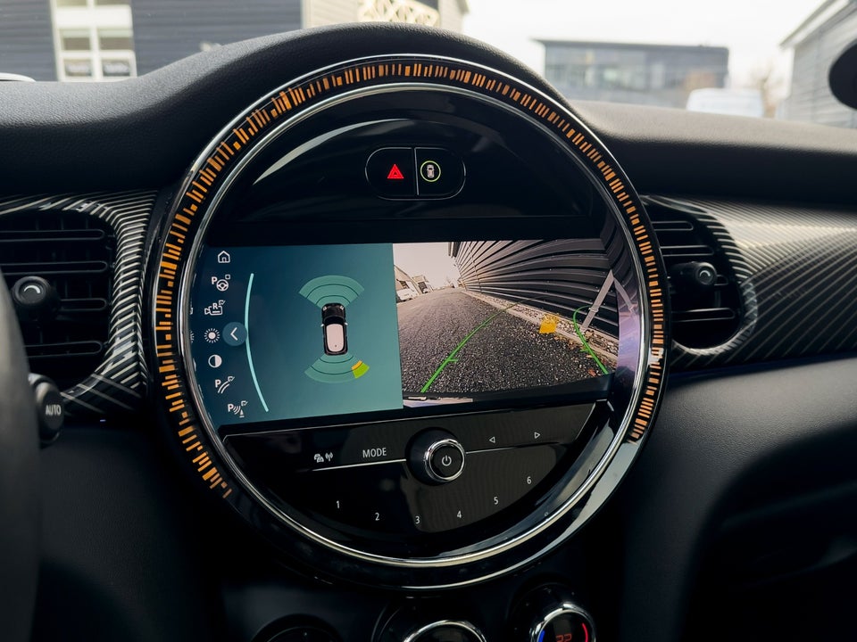 MINI Cooper SE Resolute Edition 3d