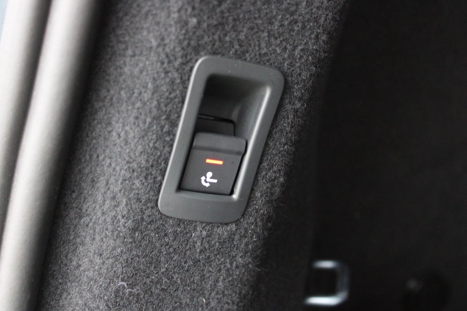 Audi Q4 e-tron 40 Advanced 5d