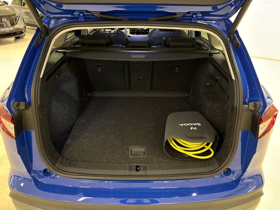 Skoda Enyaq 60 iV Plus 5d