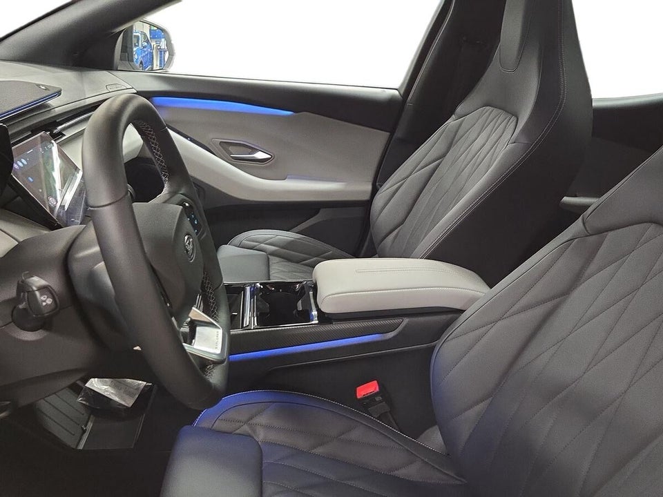 Ford Explorer 82 Premium Extended Range 5d