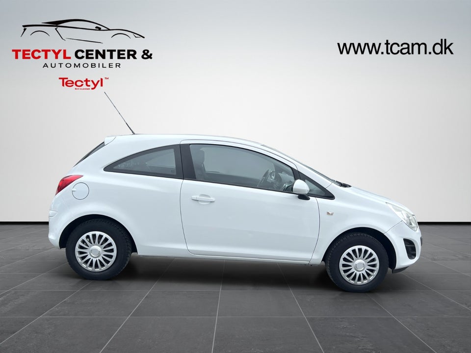 Opel Corsa 1,0 12V Enjoy 3d