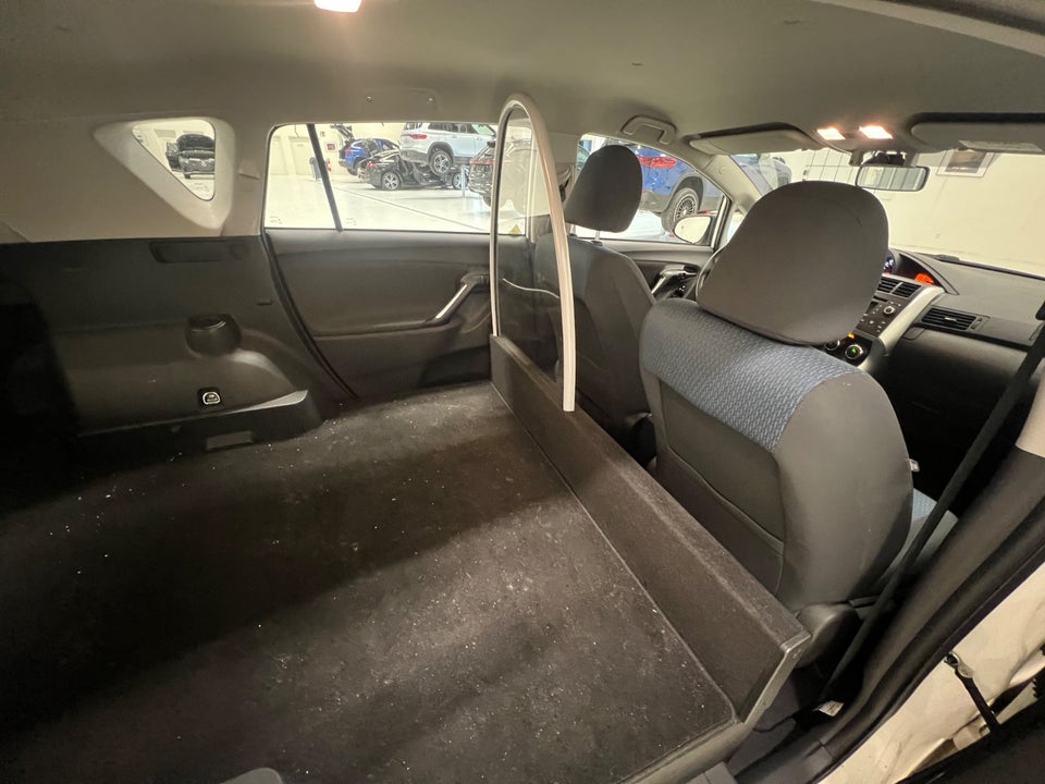 Toyota Sportsvan 1,6 D-4D T1 5d