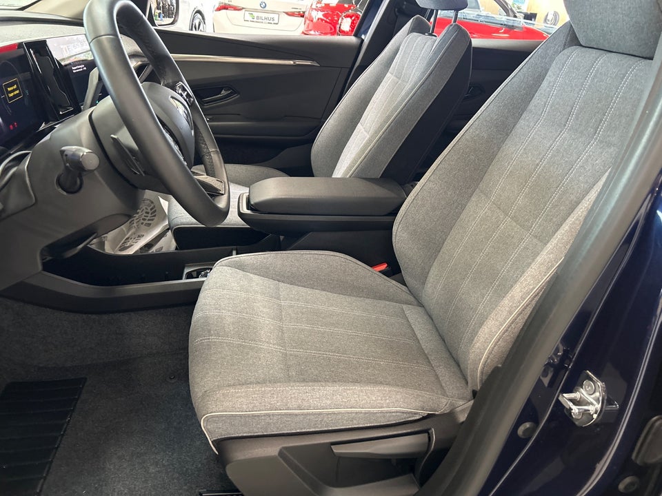 Renault Megane E-Tech 40 Equilibre 5d