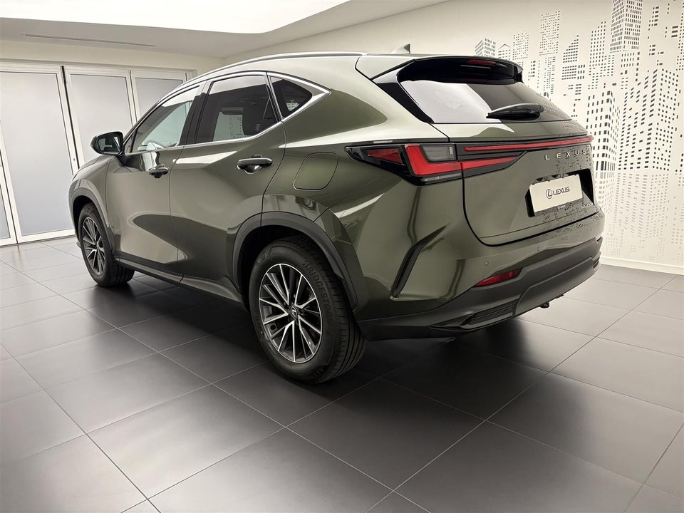 Lexus NX450h+ 2,5 Business+ aut. AWD 5d